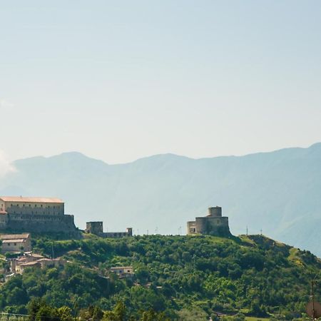 Montesarchio Casa Vacanza Dal Cavaliere מראה חיצוני תמונה