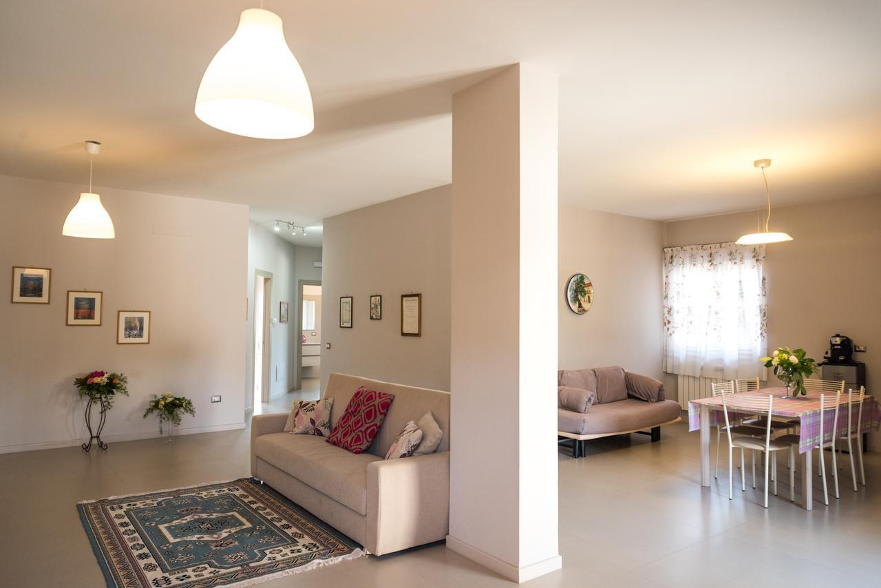 Montesarchio Casa Vacanza Dal Cavaliere מראה חיצוני תמונה