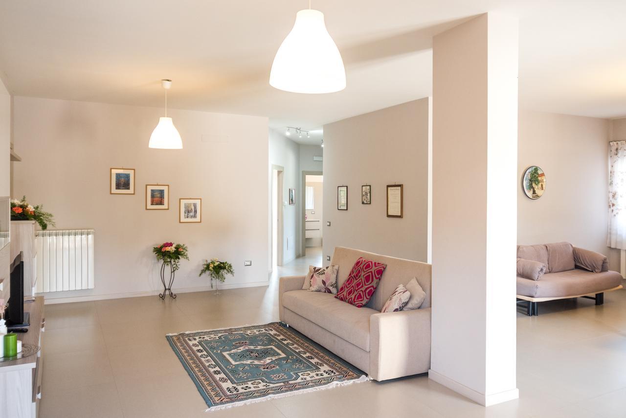 Montesarchio Casa Vacanza Dal Cavaliere מראה חיצוני תמונה